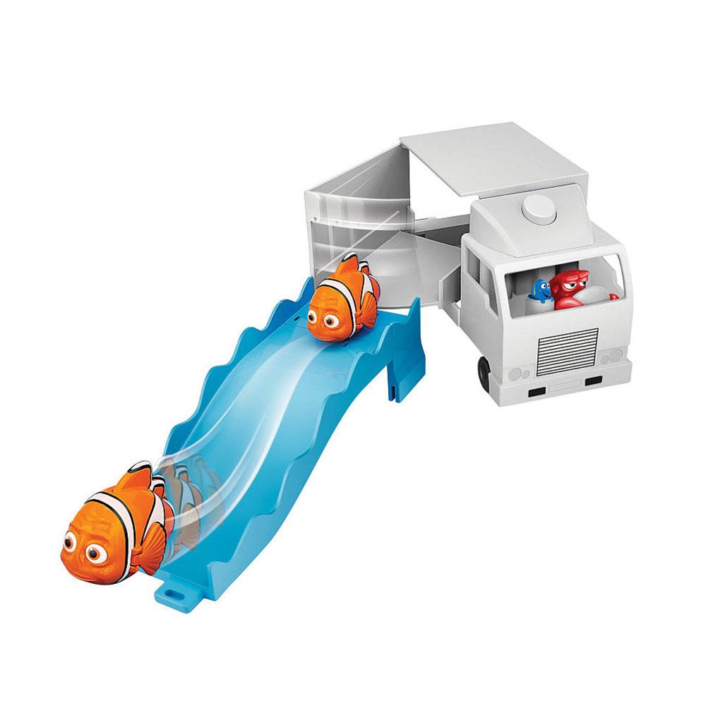 Kayıp Balık Dori Swigglefish Hank’ın Kamyonu Oyun Seti