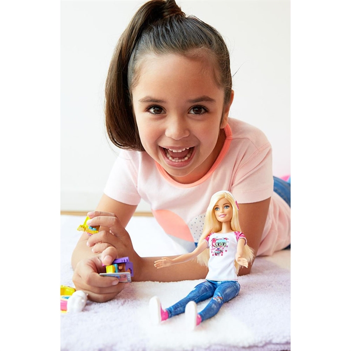 Barbie Video Oyunu Kahramanı Barbie Model Bebek