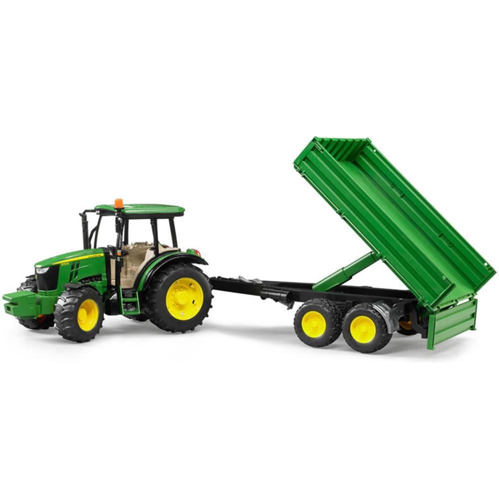 Bruder John Deere 5115M Traktor & Romork 2108