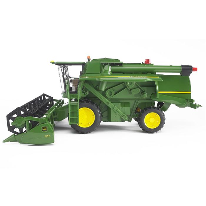 Bruder John Deere T670İ Biçerdöver İş Makinası