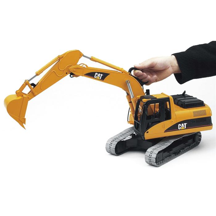 Bruder Caterpillar Paletli Kepçe İş Makinası