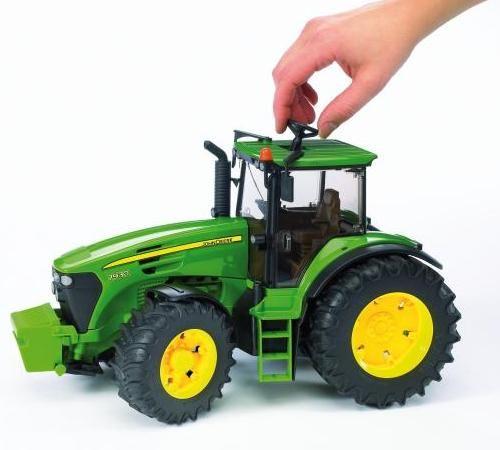 Bruder John Deere 7930 Traktör İş Makinesi