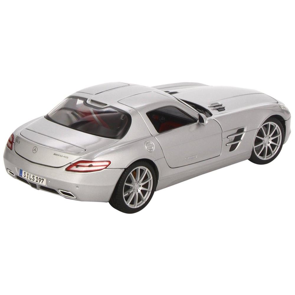 Maisto 1:18 Mercedes SLS AMG Premiere Edition Model Araba Gri