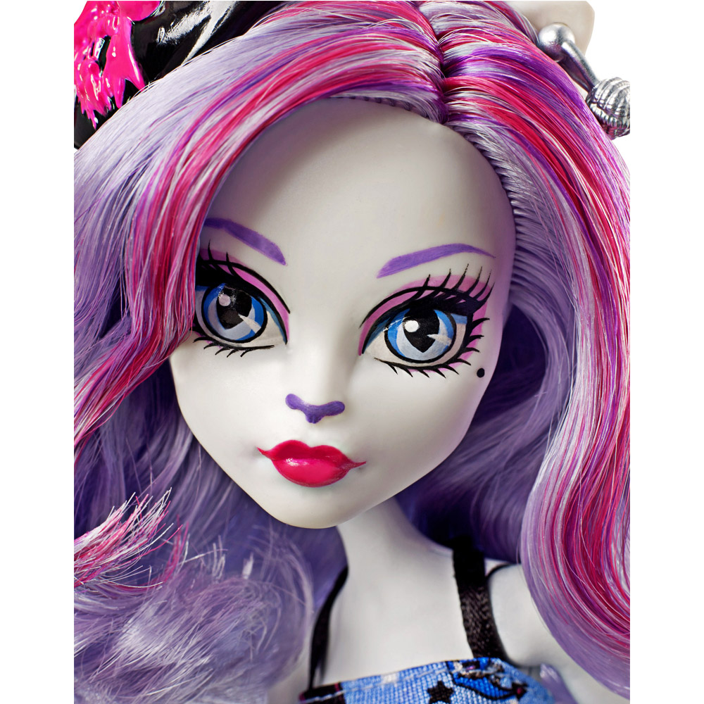 Monster High Denizden Gelen Acayipler Catrine Demew