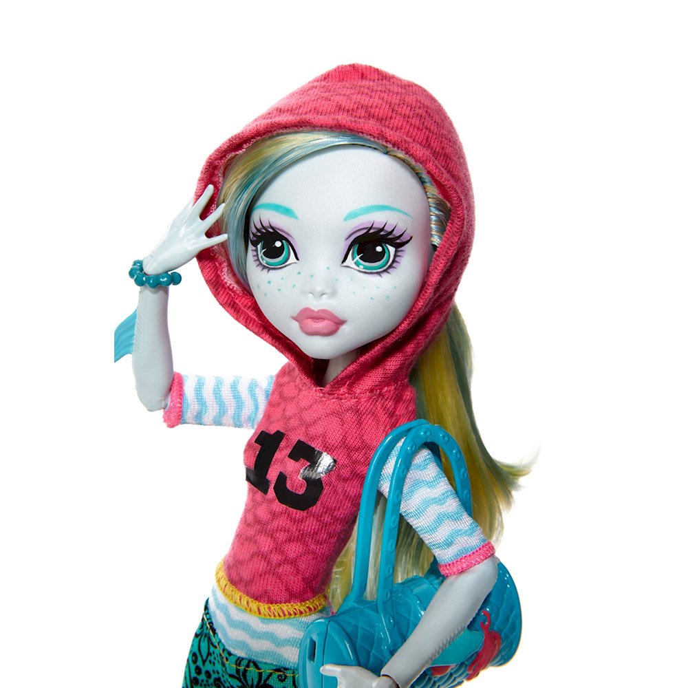 Monster High Okulunda İlk Gün Acayip Bebekleri Lagoona Blue