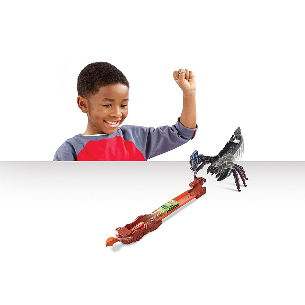 How Wheels Çılgın Yaratıklar Scorpion's Sting Oyun Seti