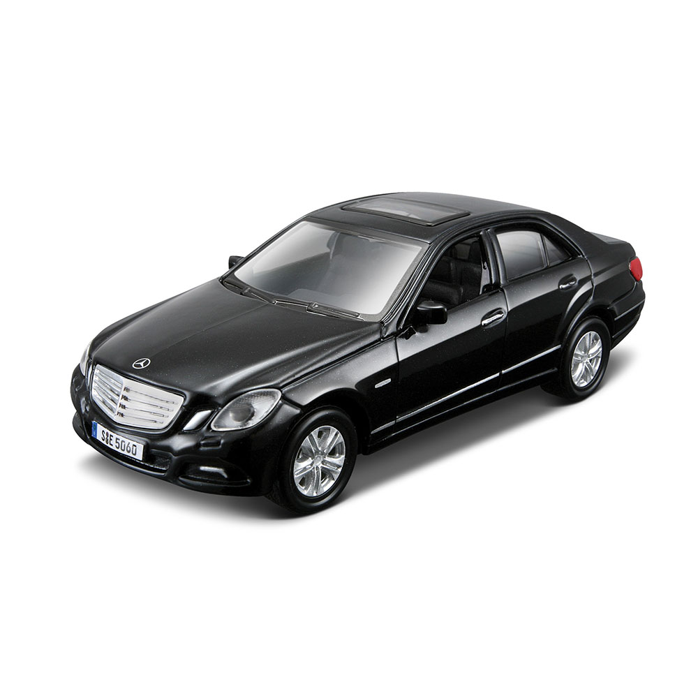 Maisto Mercedes Benz E-Class Çek Bırak Oyuncak Araba 12 cm