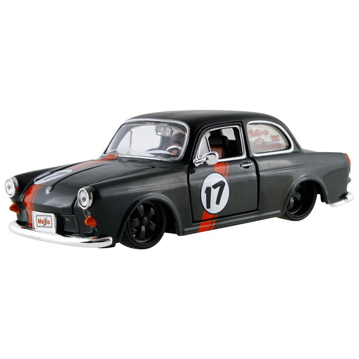 Maisto Volkswagen 1600 Notchback 1:24 Model Araba ProRodz Siyah