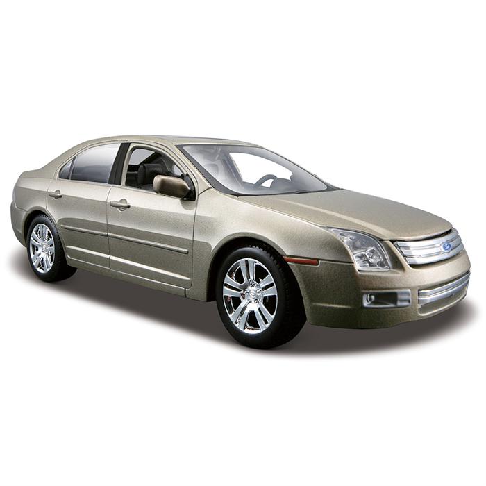 Maisto 2006 Ford Fusion 1:24 Model Araba S/E Krem