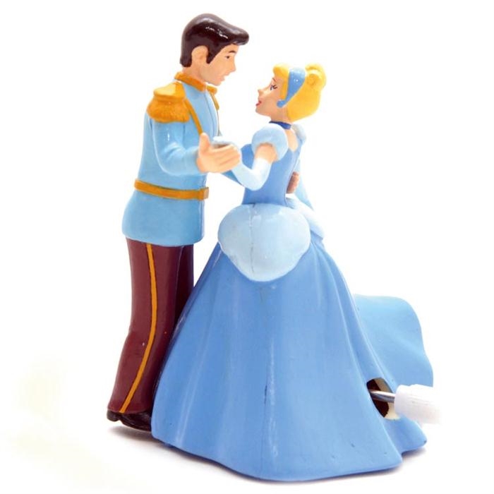 Disney Prenses Cinderella Dans Eden Oyuncak Figür