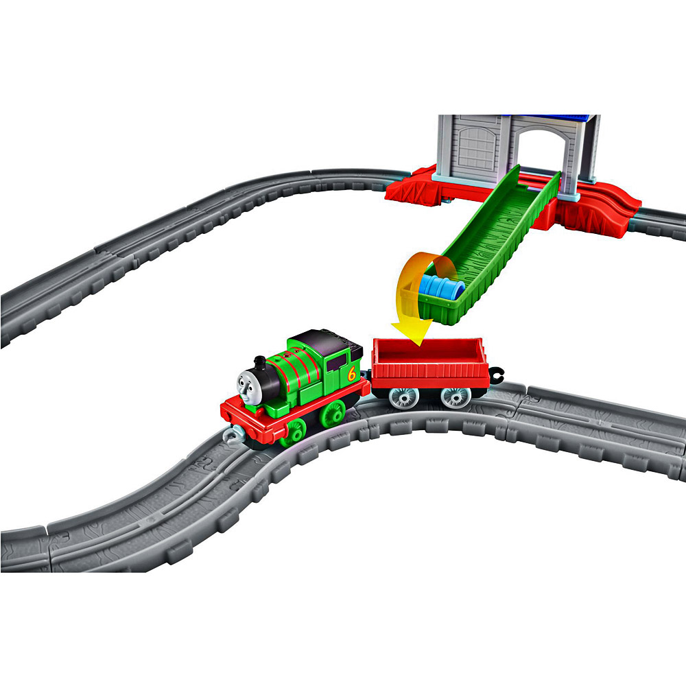 Thomas & Friends Adventures Percy Kurtarma Merkezi Oyun Seti
