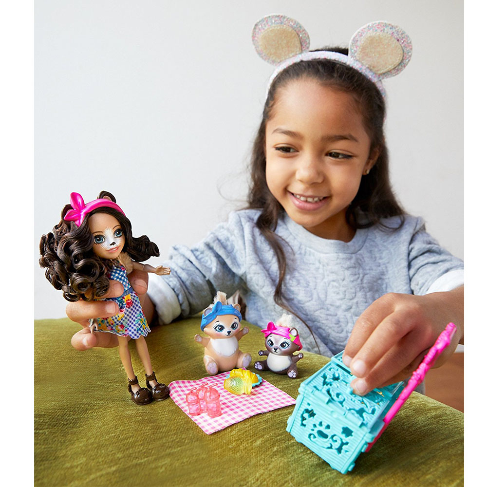 Enchantimals Bren Bear Ve Snore Piknik Oyun Seti