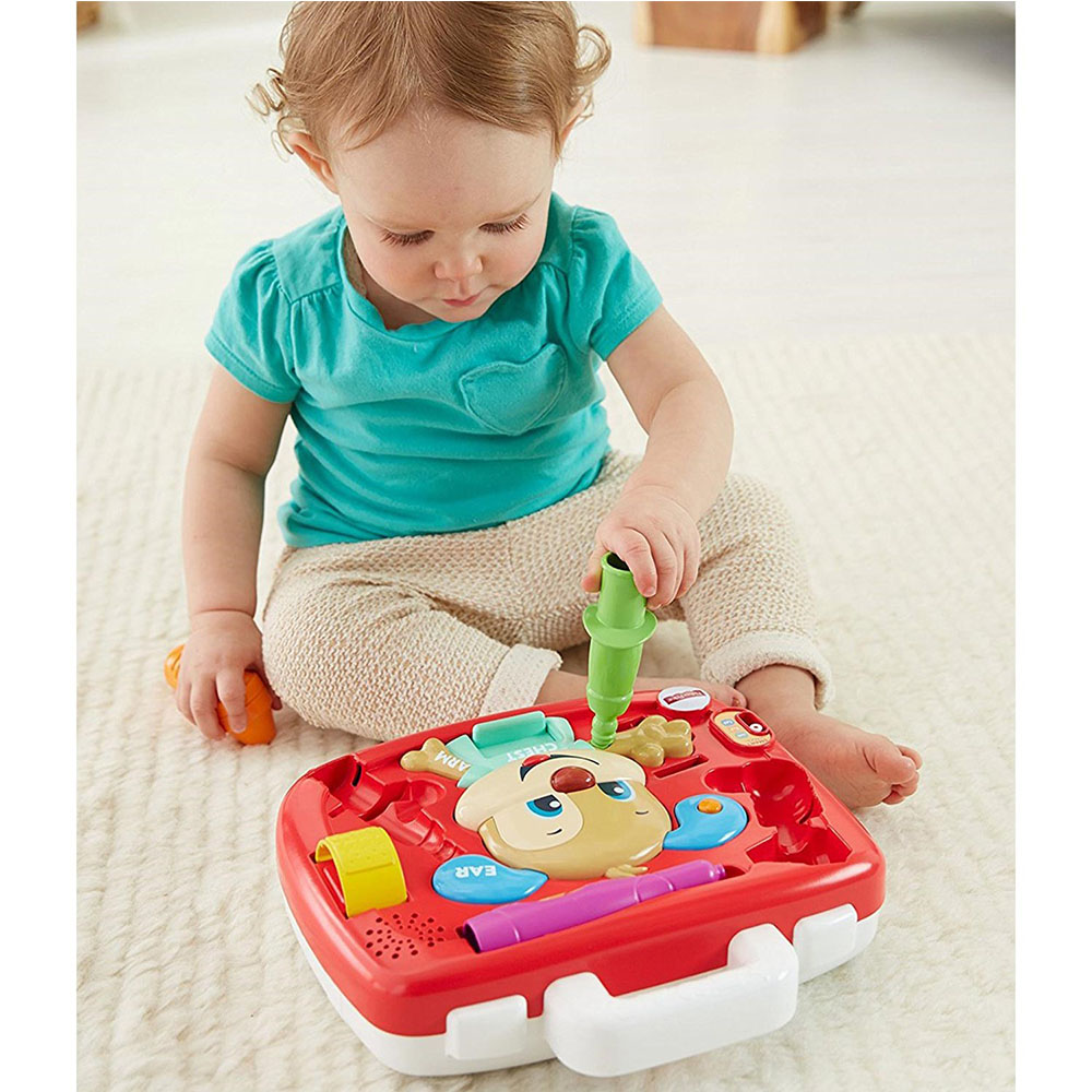 Fisher Price Yaşa Göre Gelişim Köpekçik Doktorda