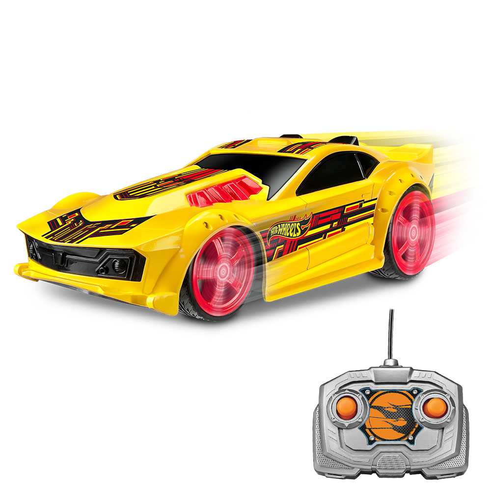 Hot Wheels Mega Muscle Drift Rod U/K Araba Sarı