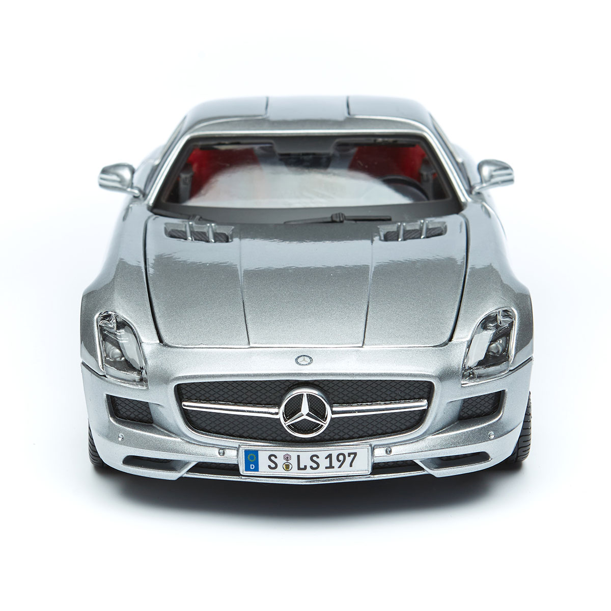 Maisto 1/18 Mercedes-Benz SLS AMG Model Araba