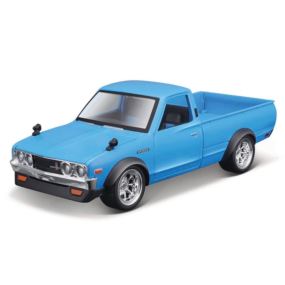 1973 Datsun 620 Pickup Mavi 1/24 32528