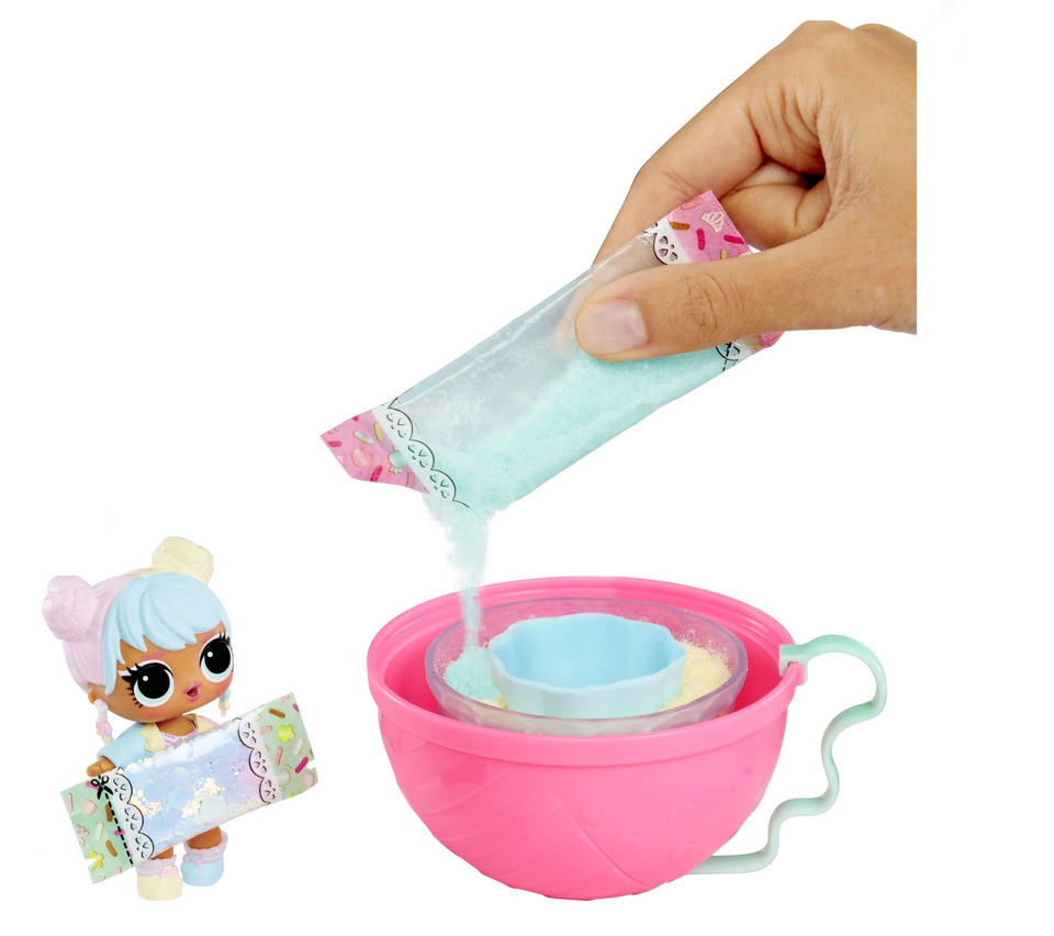 L.O.L. Tots Doğum Günü Pastası Bebeği 593140