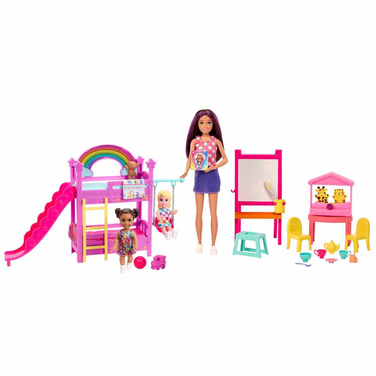 Barbie Skipper Bebek Bakıcılığı Eğlencesi Oyun Seti HND18