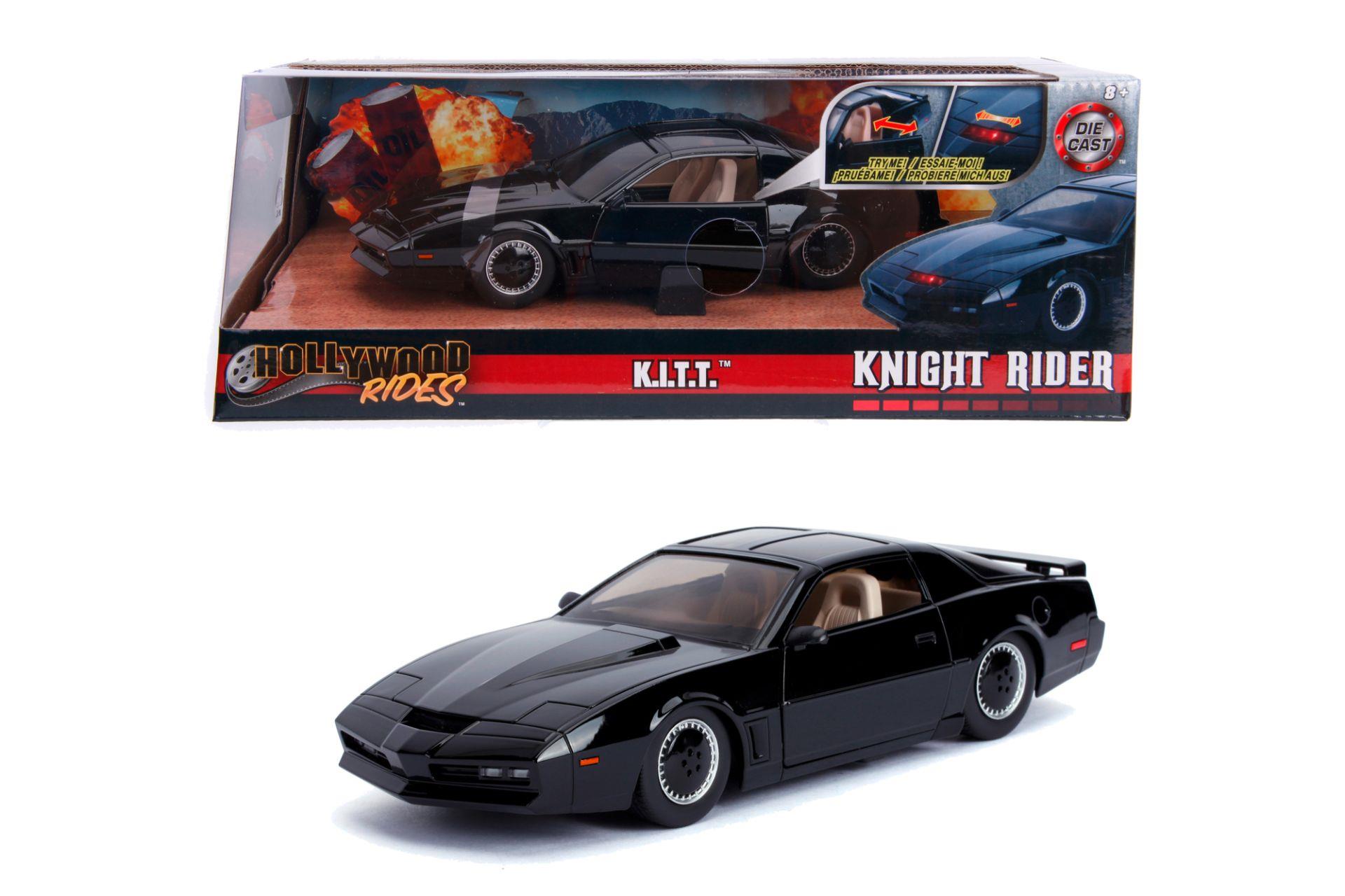 Knight Rider 1982 Pontiac Trans AM Model Araç 1:24 30086