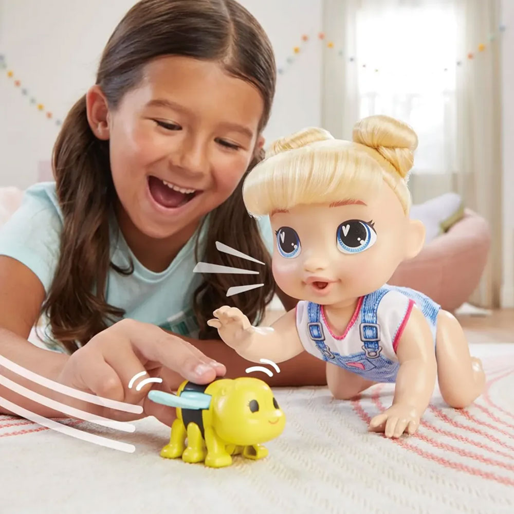 Baby Alive Emekleyen Bebeğim Harper Hugs F9709