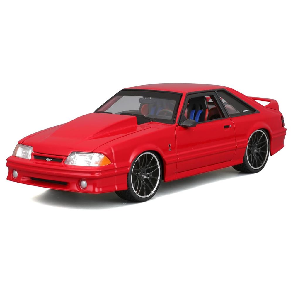 Maisto 1:24 1993 Ford Mustang SVT Cobra Model Araba 32549