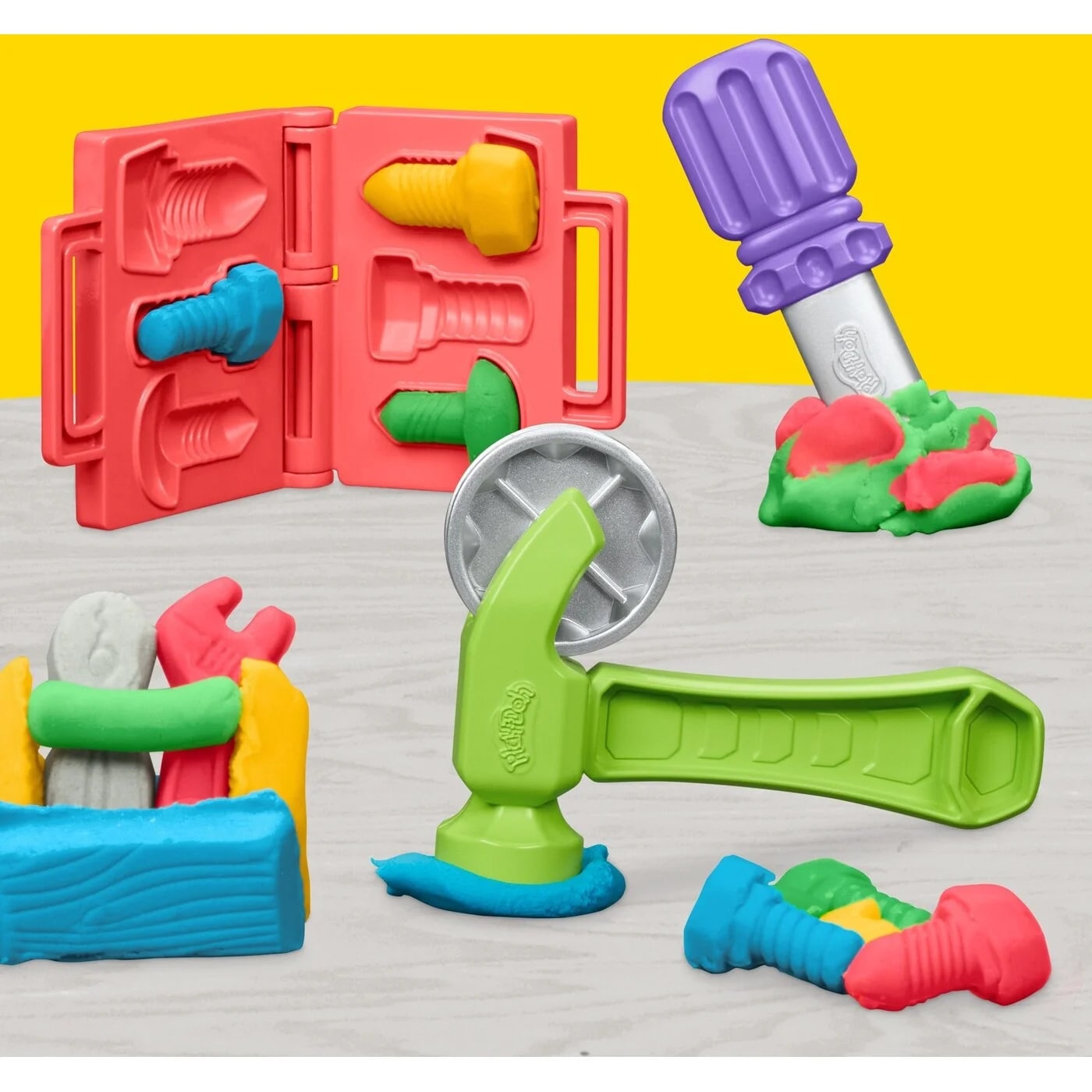 Play-Doh Damga ve Testere Aleti Tezgahı F9141