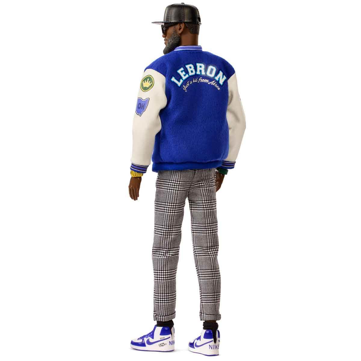 Barbie Signature LeBron James Kenbassadors Bebek HRM33