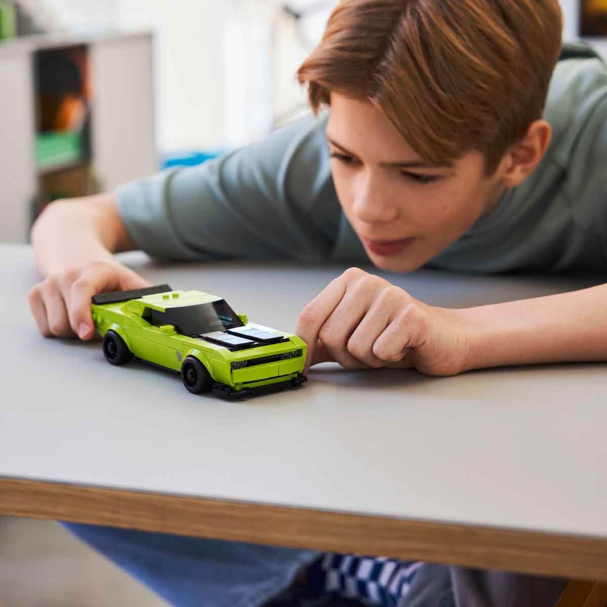 LEGO Speed Champions Dodge Challenger SRT Hellcat 77237