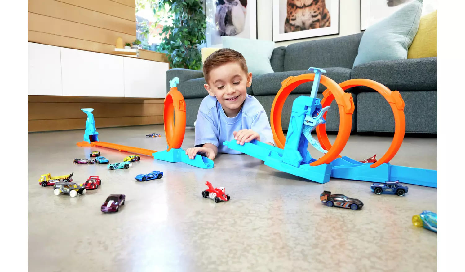 Hot Wheels Track Creator Üçlü Çember Pist Seti JDW39
