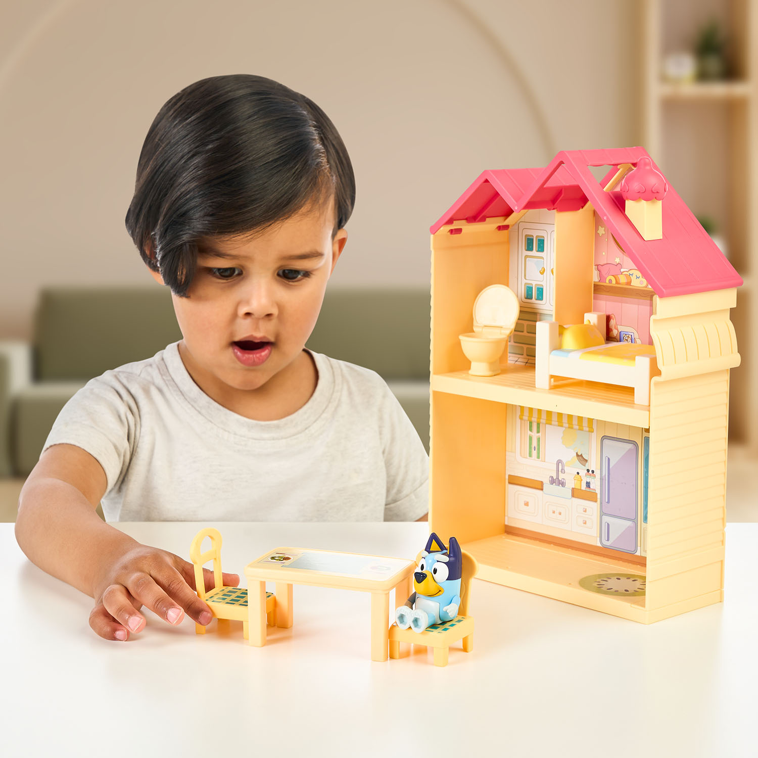 Bluey Mini Ev ve Figür Oyun Seti 17614
