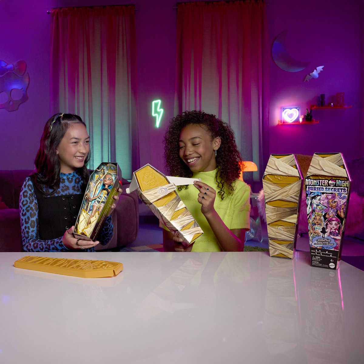 Monster High Gizemli Sırlar - Tenis Kortu Serisi