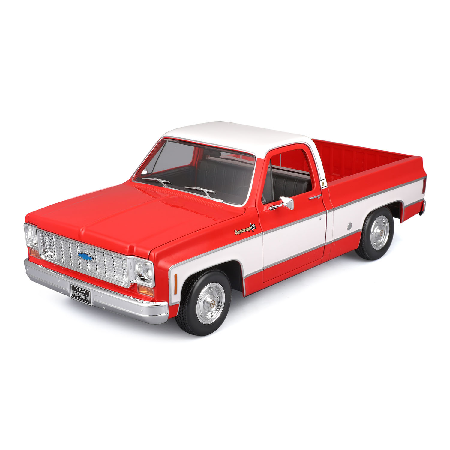 1/18 1974 Chevrolet C10 Cheyenne Super Kırmızı 31467-01