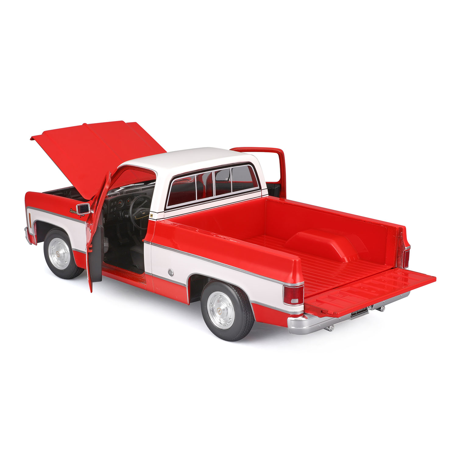 1/18 1974 Chevrolet C10 Cheyenne Super Kırmızı 31467-01
