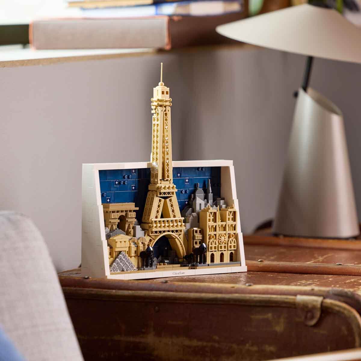 LEGO Architecture Paris – Aşıklar Şehri 21064