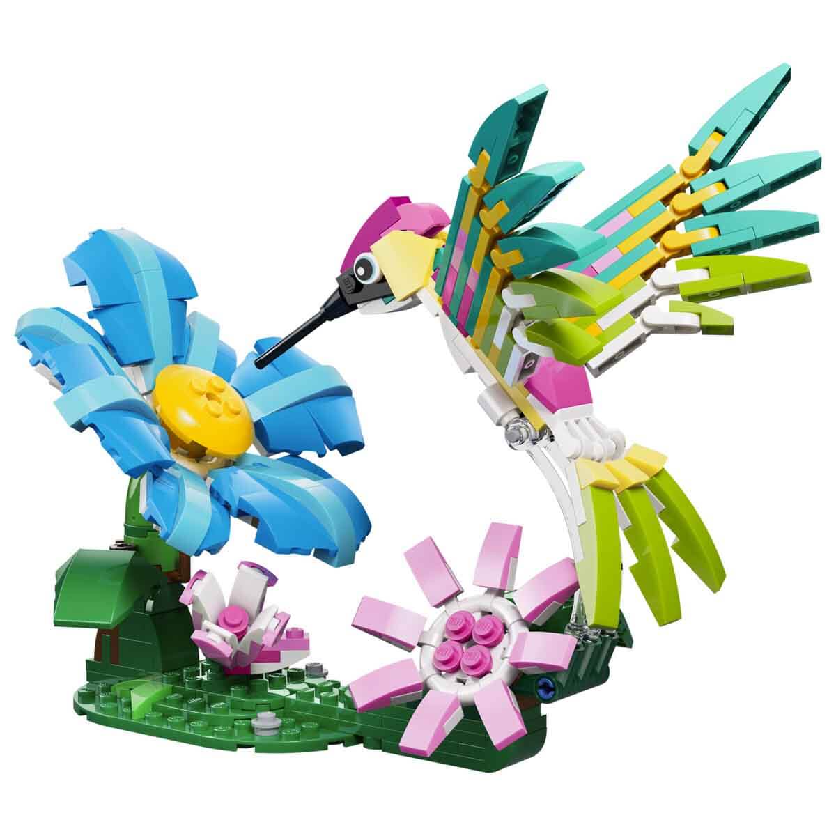 LEGO Creator Renkli Sinek Kuşu 31384