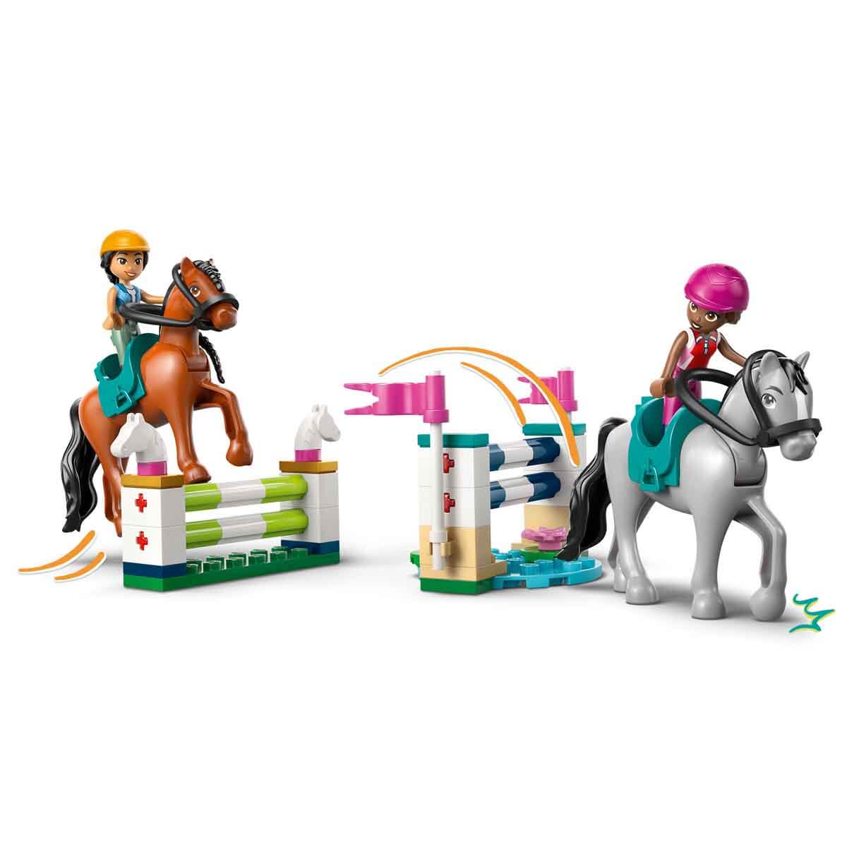 LEGO Friends At Ahırı ve Binicilik Akademisi 42688