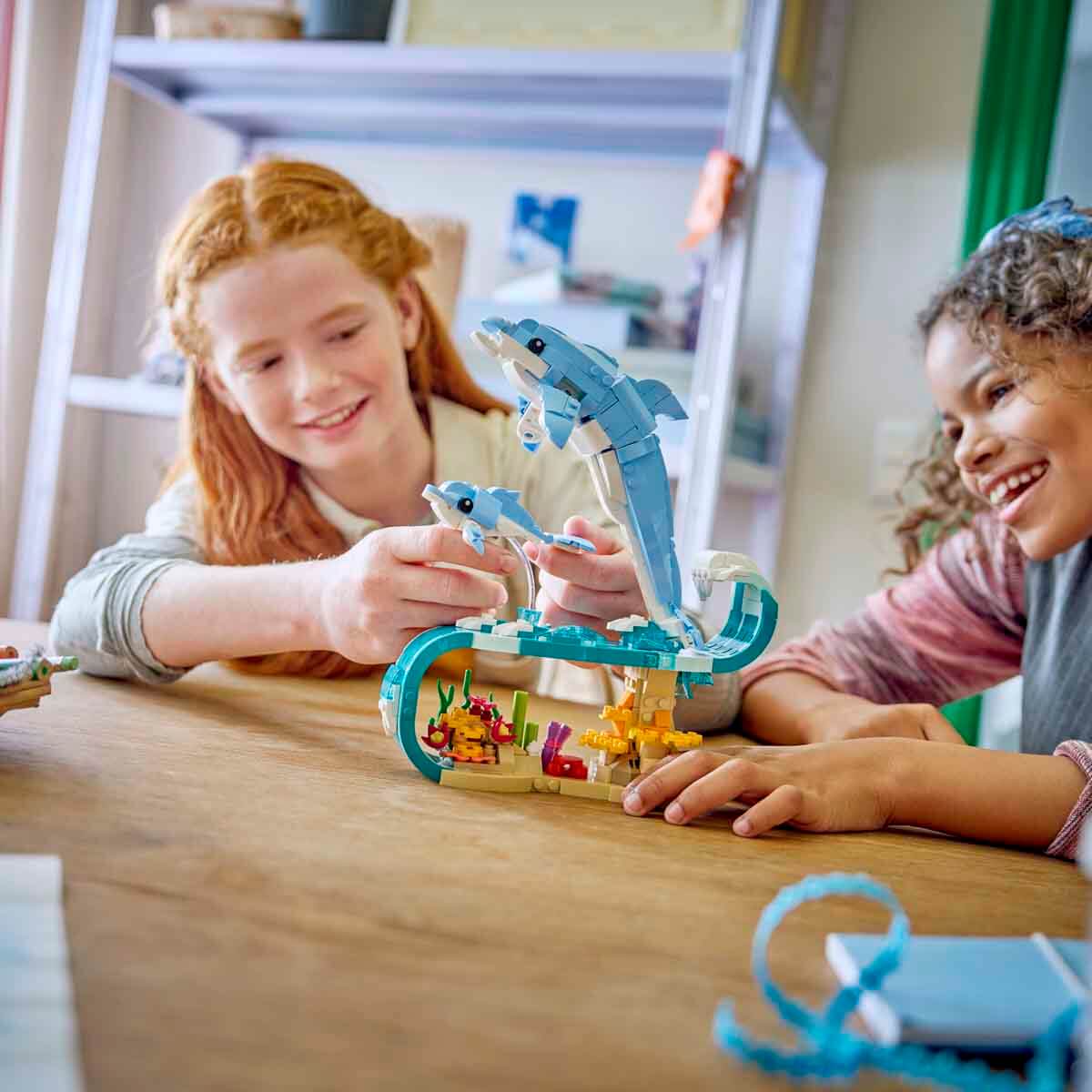 LEGO Creator Güzel Yunuslar 31385