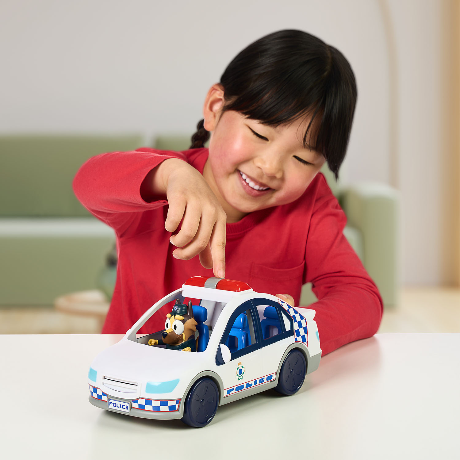 Bluey Polis Arabası Sesli ve Işıklı 1 Figür 19202