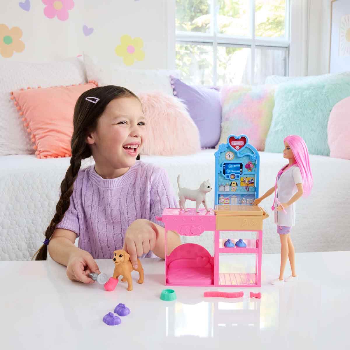 Barbie'nin Veteriner Kliniği Oyun Seti JFX93