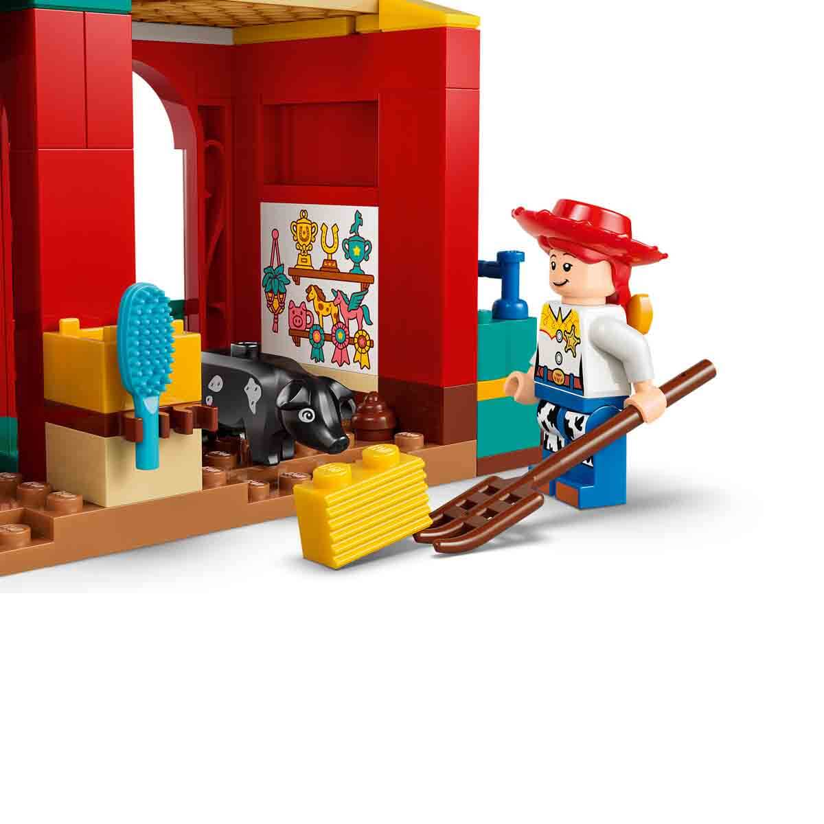 LEGO Disney Oyuncak Hikayesi 5 Blaze’in At Çiftliği 43304