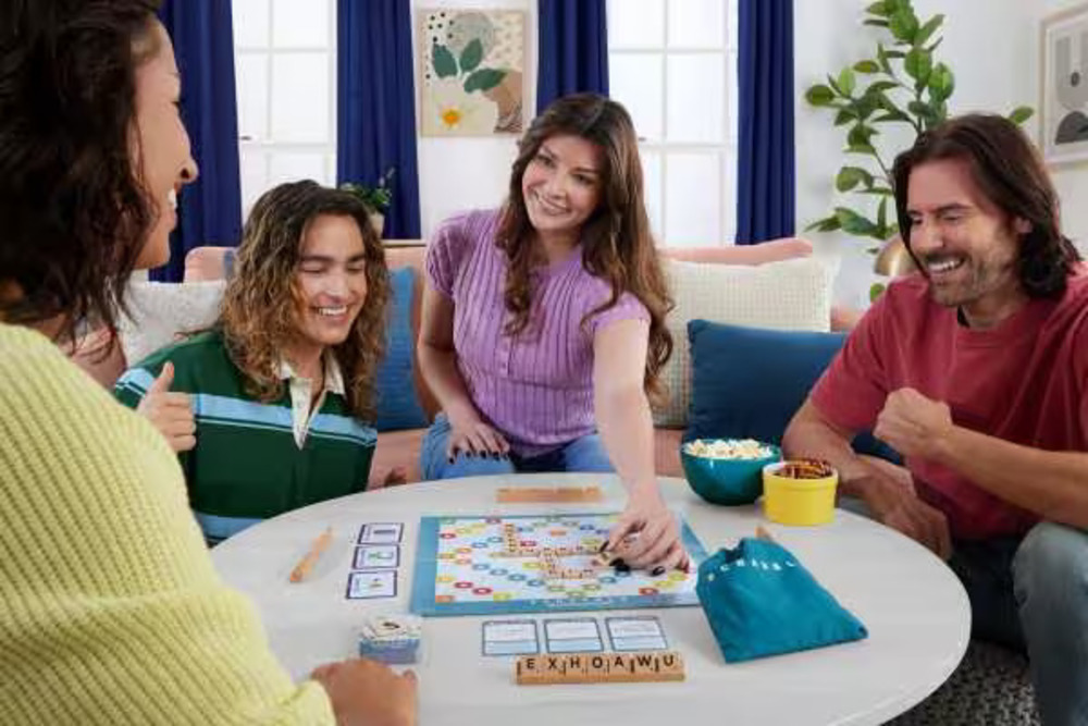 Scrabble Orijinal Ahşap İkisi Bir Arada Türkçe JLJ64