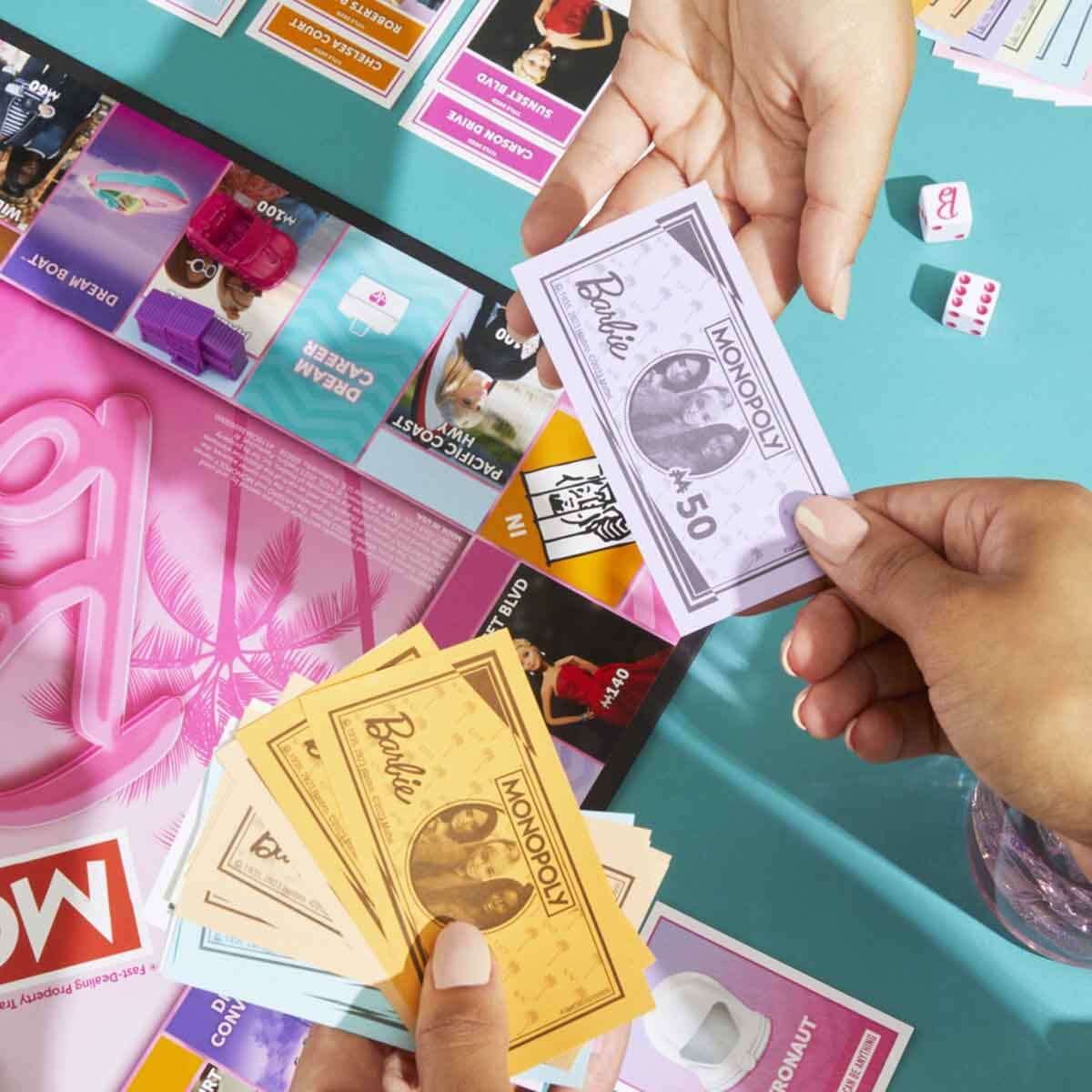 Monopoly Barbie Kutu Oyunu G0038